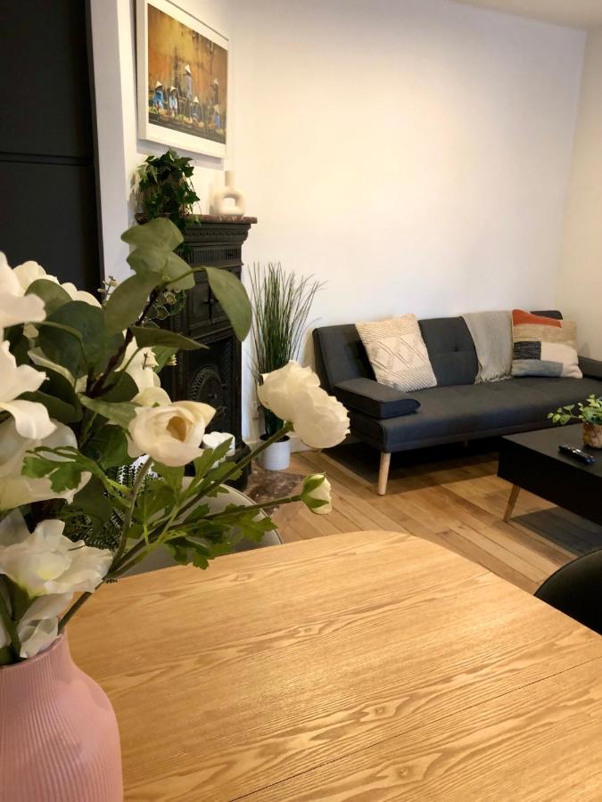 Rare Appartement D'Architecte En Haut De Montmartre Paříž Exteriér fotografie