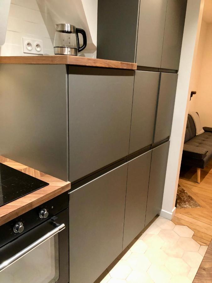 Rare Appartement D'Architecte En Haut De Montmartre Paříž Exteriér fotografie