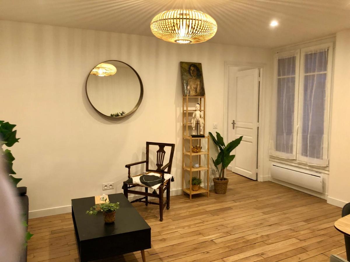 Rare Appartement D'Architecte En Haut De Montmartre Paříž Exteriér fotografie
